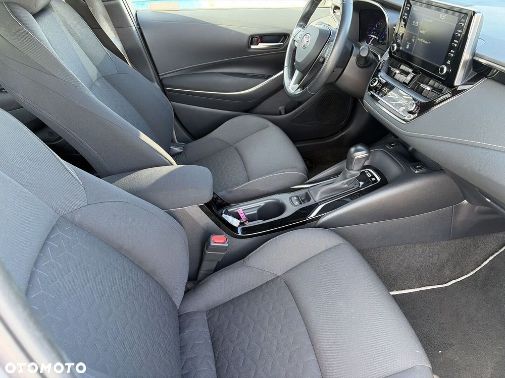 Toyota Corolla 1.8 Hybrid Comfort - 10