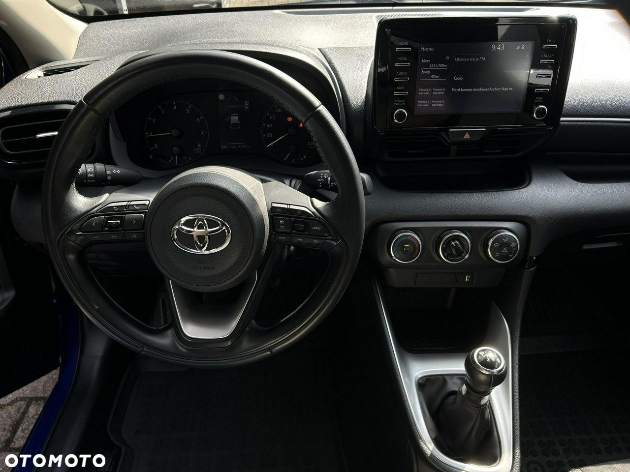 Toyota Yaris - 16