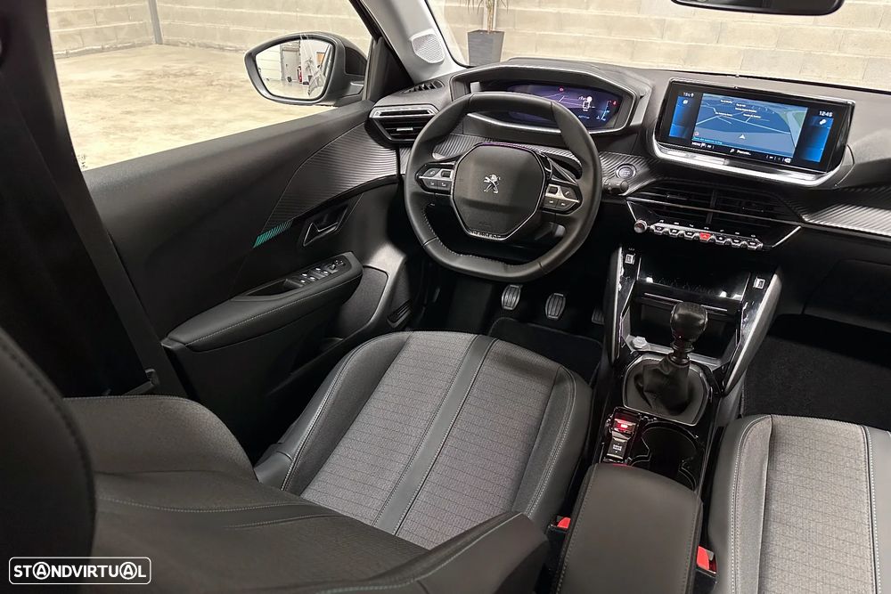 Peugeot 208 1.2 PureTech Allure - 13