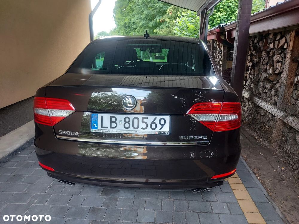 Skoda Superb 2.0 TSI L&K DSG - 5
