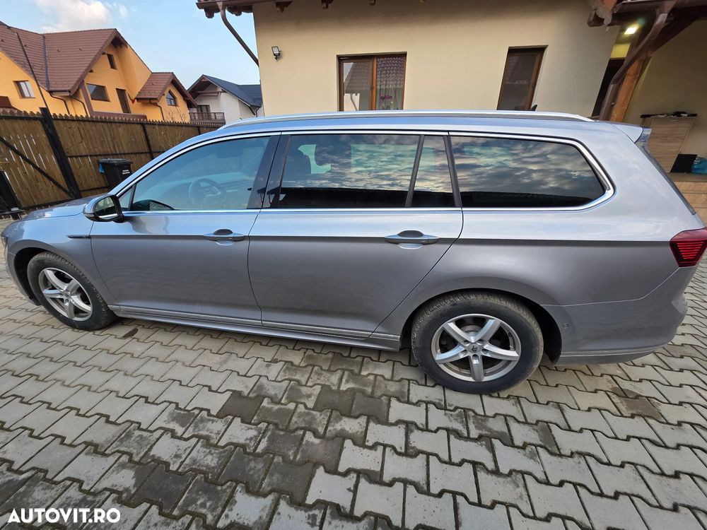Volkswagen Passat - 4