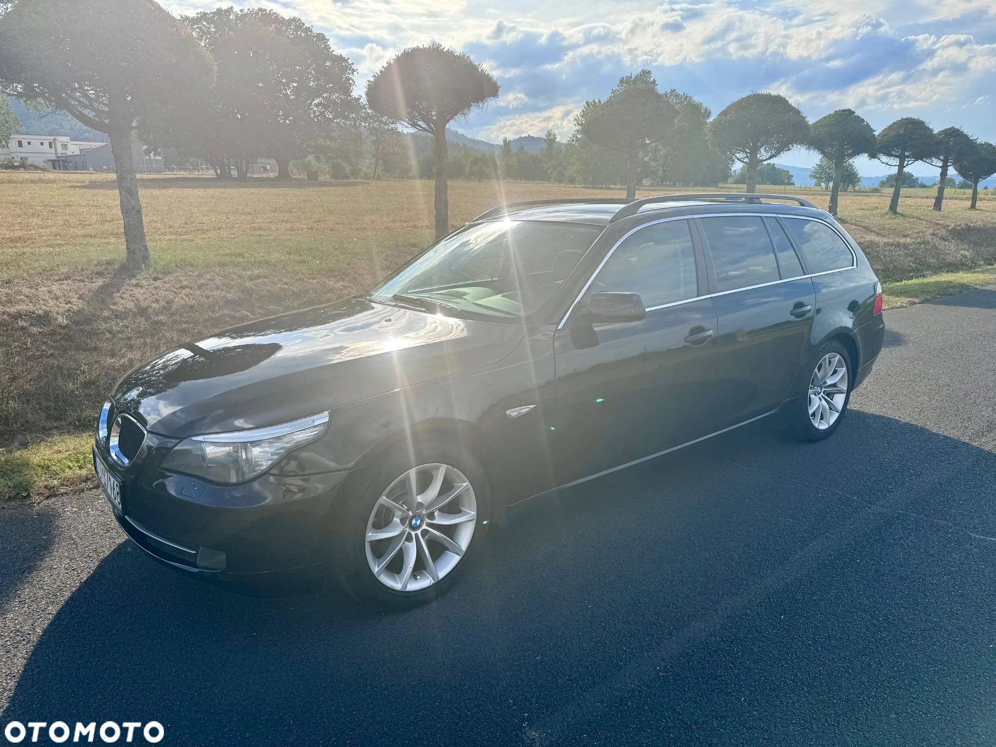 BMW Seria 5 520d Touring - 3