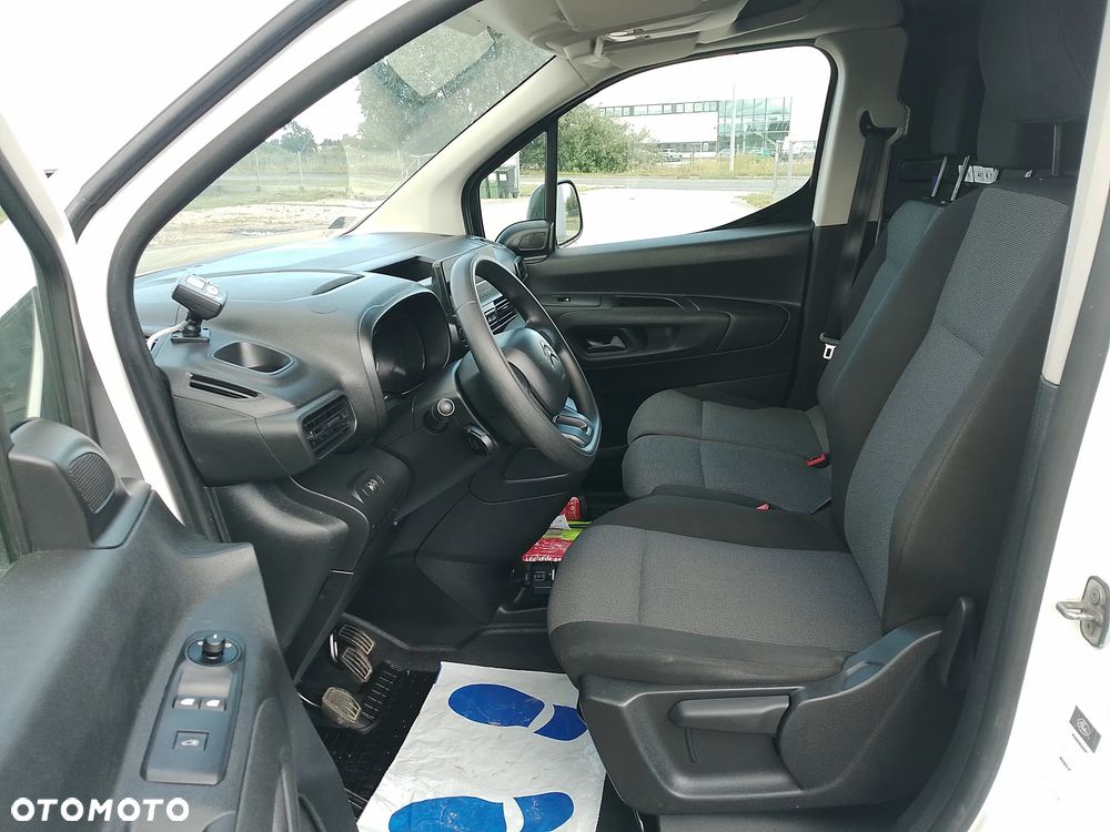 Toyota Proace Berlingo Partner Combo Doblo L2 Izoterma Chłodnia 230V Salon PL 3 osoby 2 EUPal 2,5 DMC - 22