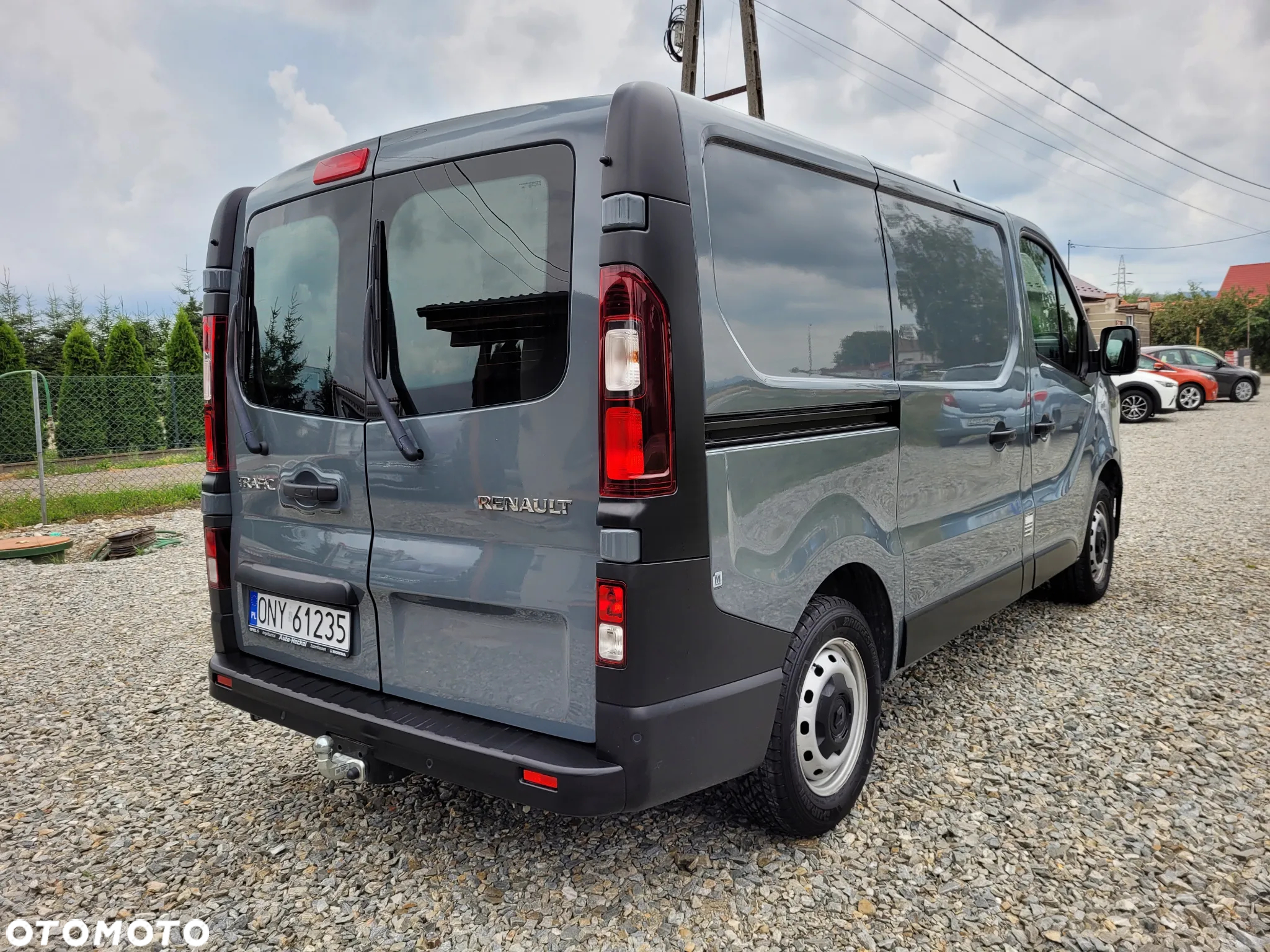 Renault TRAFIC - 2