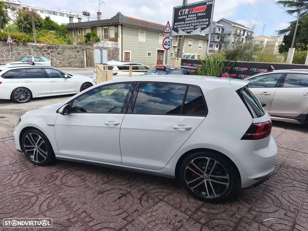 VW Golf 2.0 TDI GTD - 12