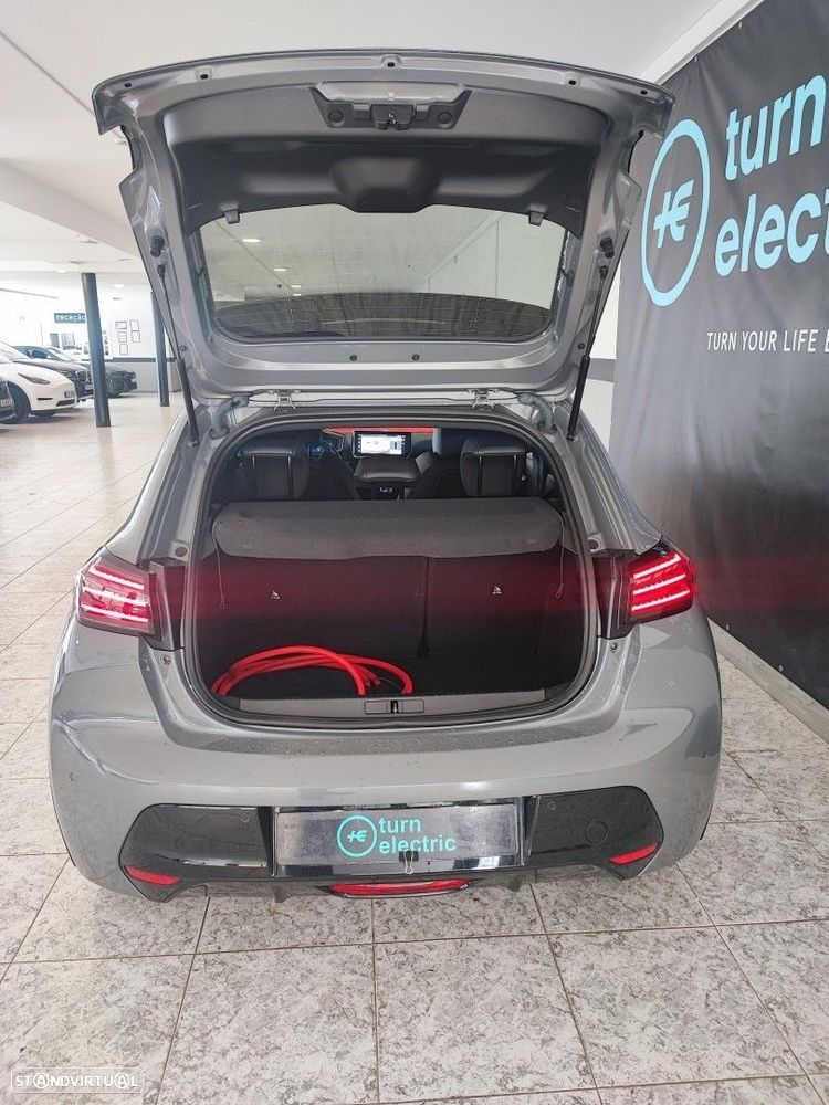 Peugeot e-208 50 kWh GT - 9