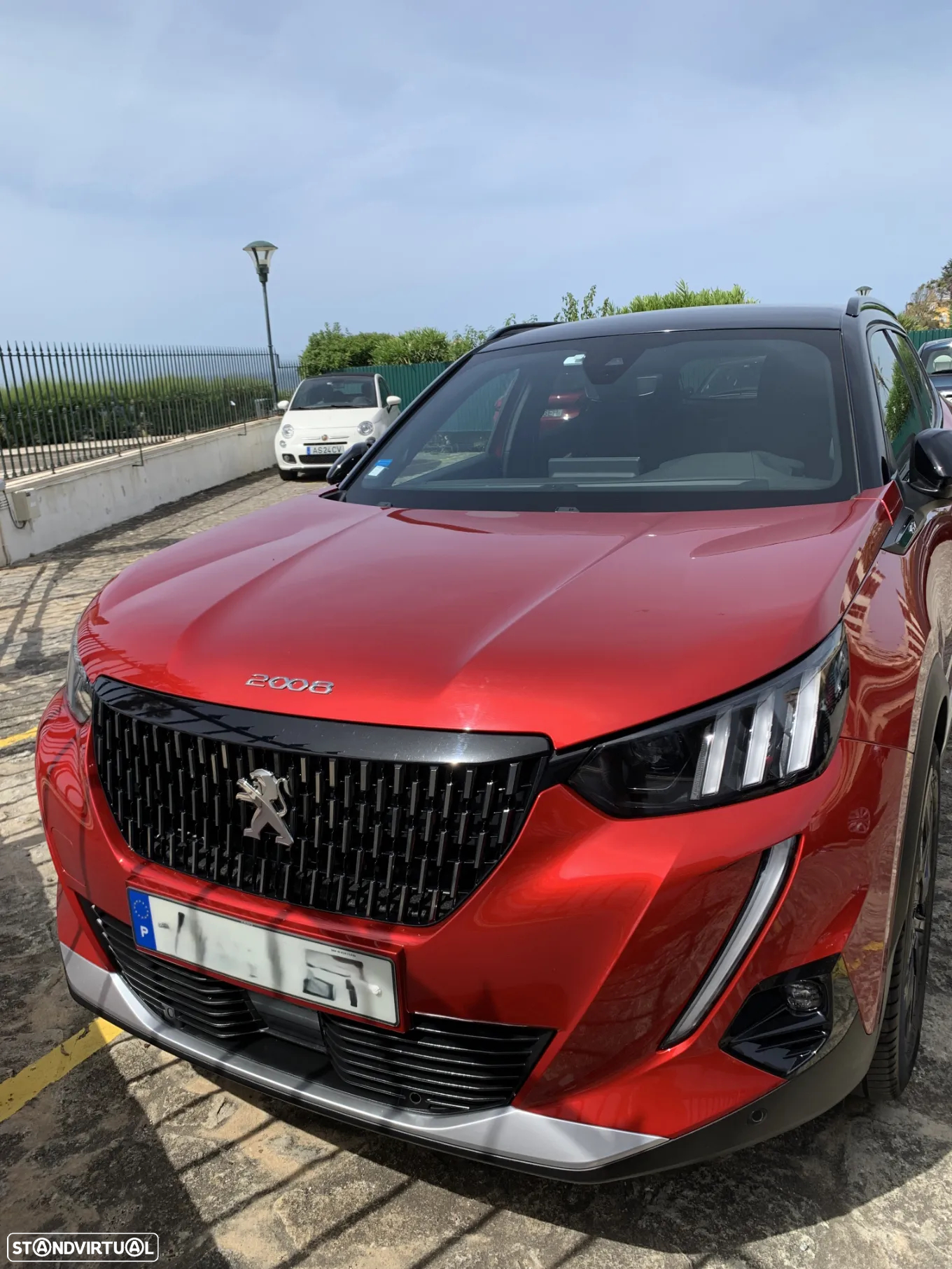 Peugeot 2008 1.2 PureTech GT EAT8 - 4