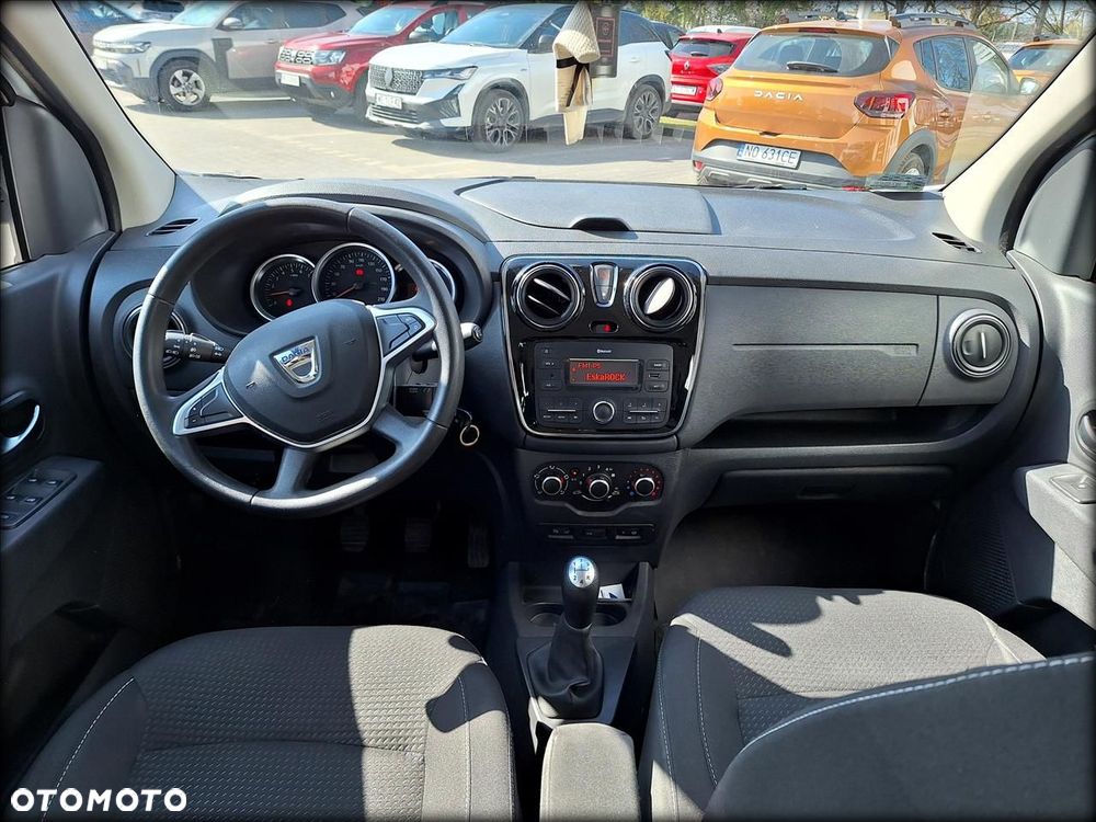 Dacia Lodgy 1.6 SCe Laureate S&S - 9