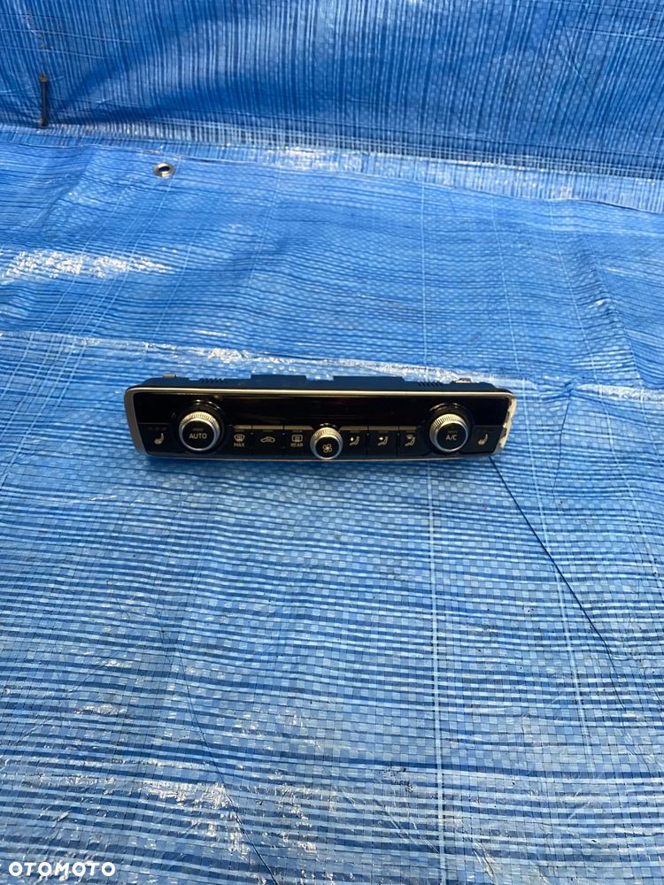 PANEL STEROWANIA KLIMATYZACJI NAWIEWU GRZANIA FOTELI AUDI A3 8V 8V0820043D - 3