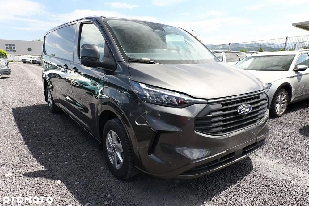 Ford Transit Custom 320 L2H1 Limited A8 2.0 170KM - 2