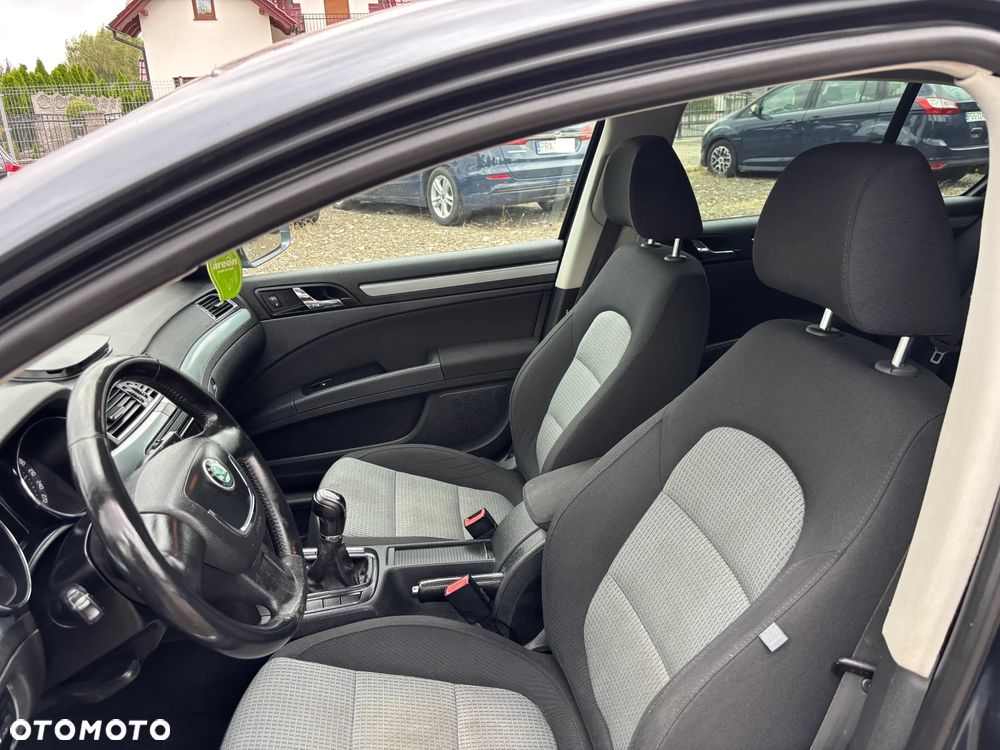 Skoda Superb 1.8 TSI Exclusive - 17
