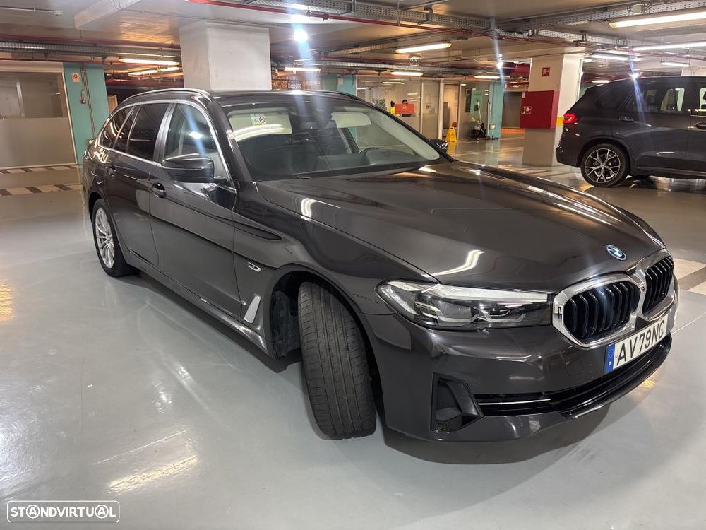 BMW 530 e - 4