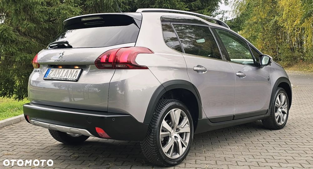 Peugeot 2008 - 13