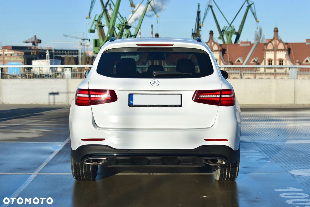 Mercedes-Benz GLC - 10