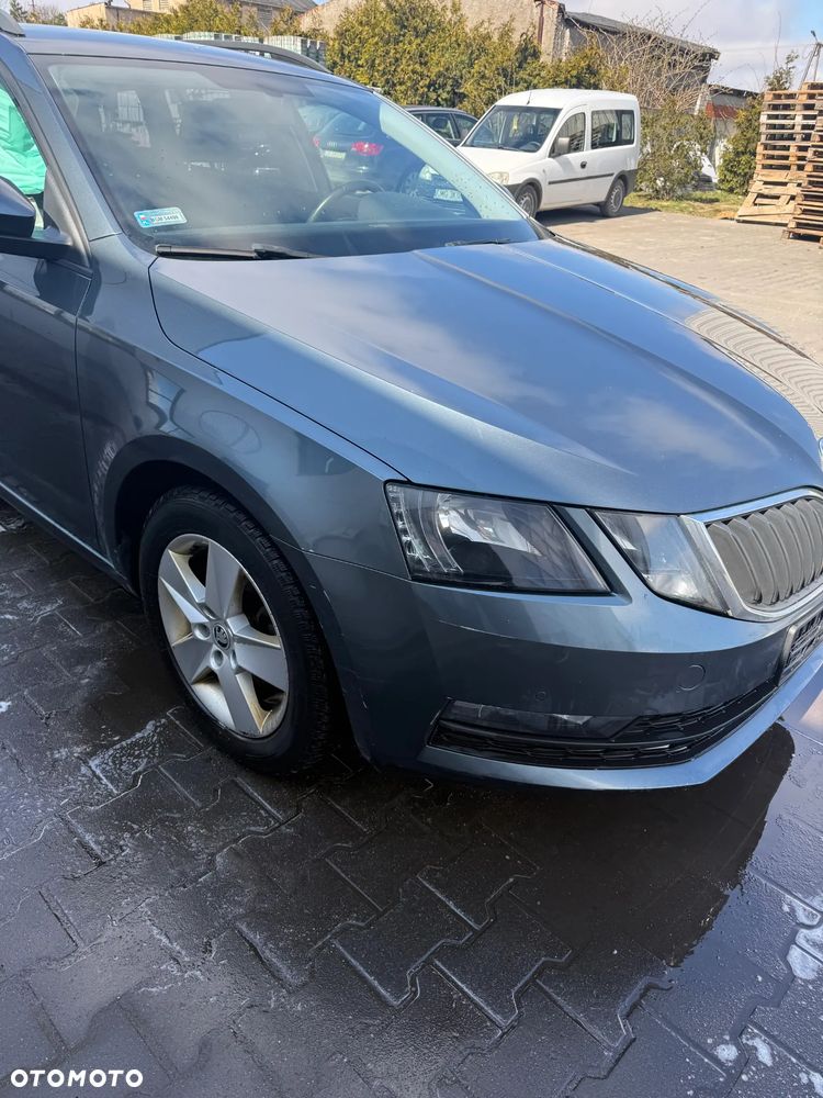 SKODA OCTAVIA III LIFT LF7Y ZDERZAK PRZÓD PRZEDNI PDC KOMPLETNY Z GRILLEM - 2