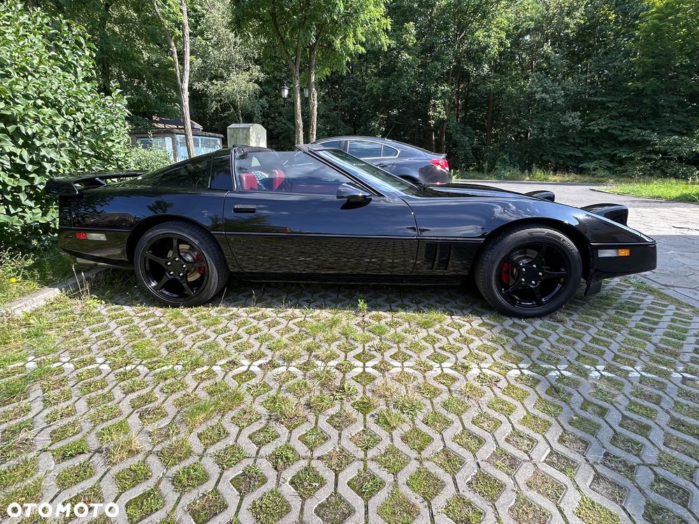 Chevrolet Corvette - 8