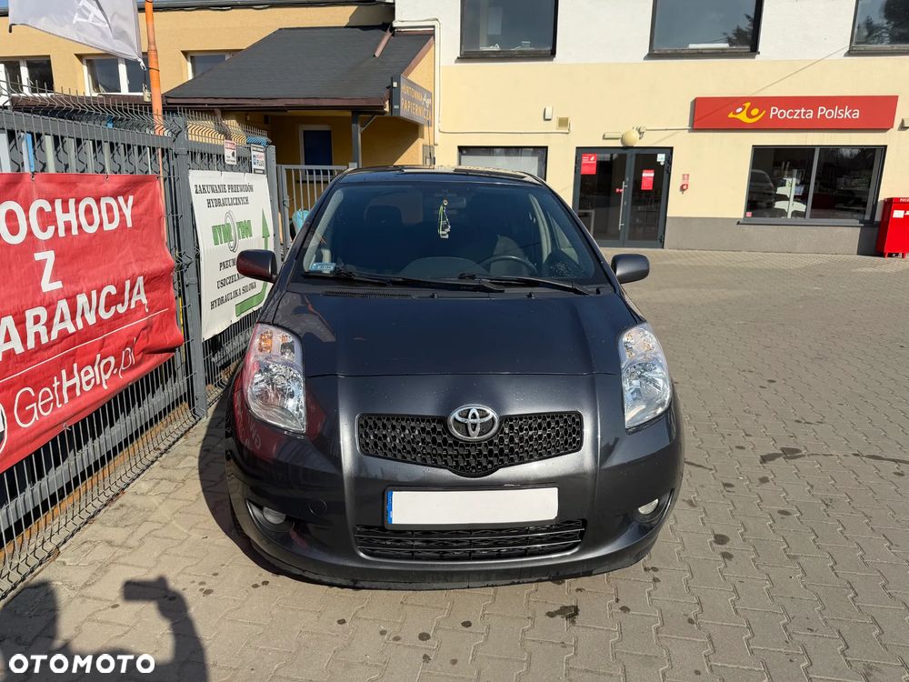 Toyota Yaris 1.3 Sol MM - 2
