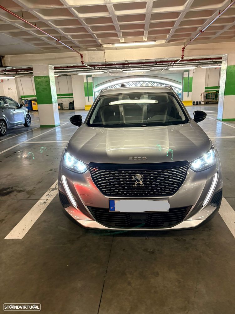 Peugeot 2008 - 8