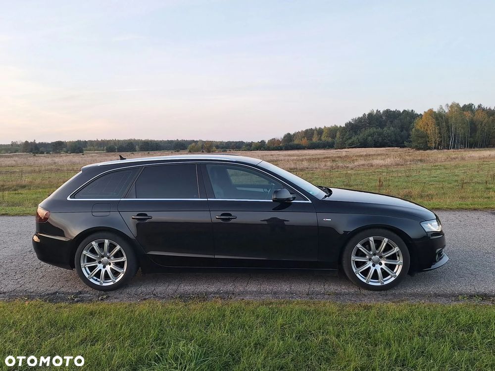 Audi A4 Avant 2010 photo 4