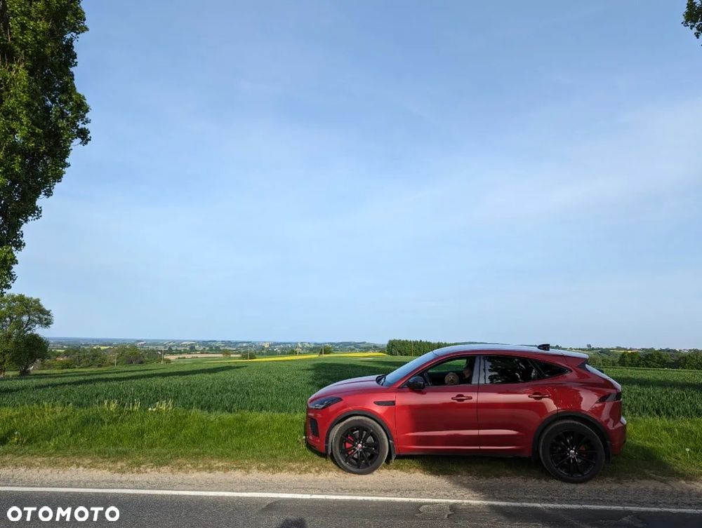 Jaguar E-Pace 2.0 i4D AWD R-Dynamic - 19