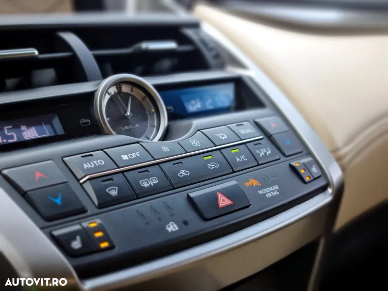 Lexus Seria NX 300h AWD Executive Plus - 15