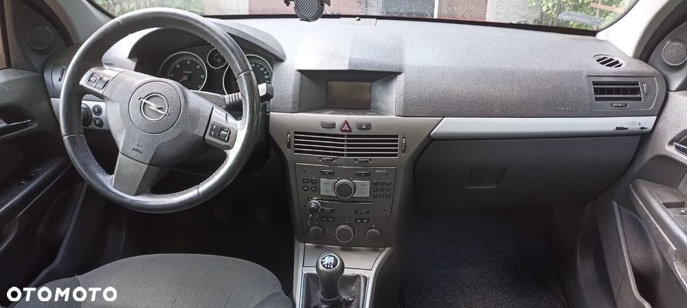 Opel Astra - 10