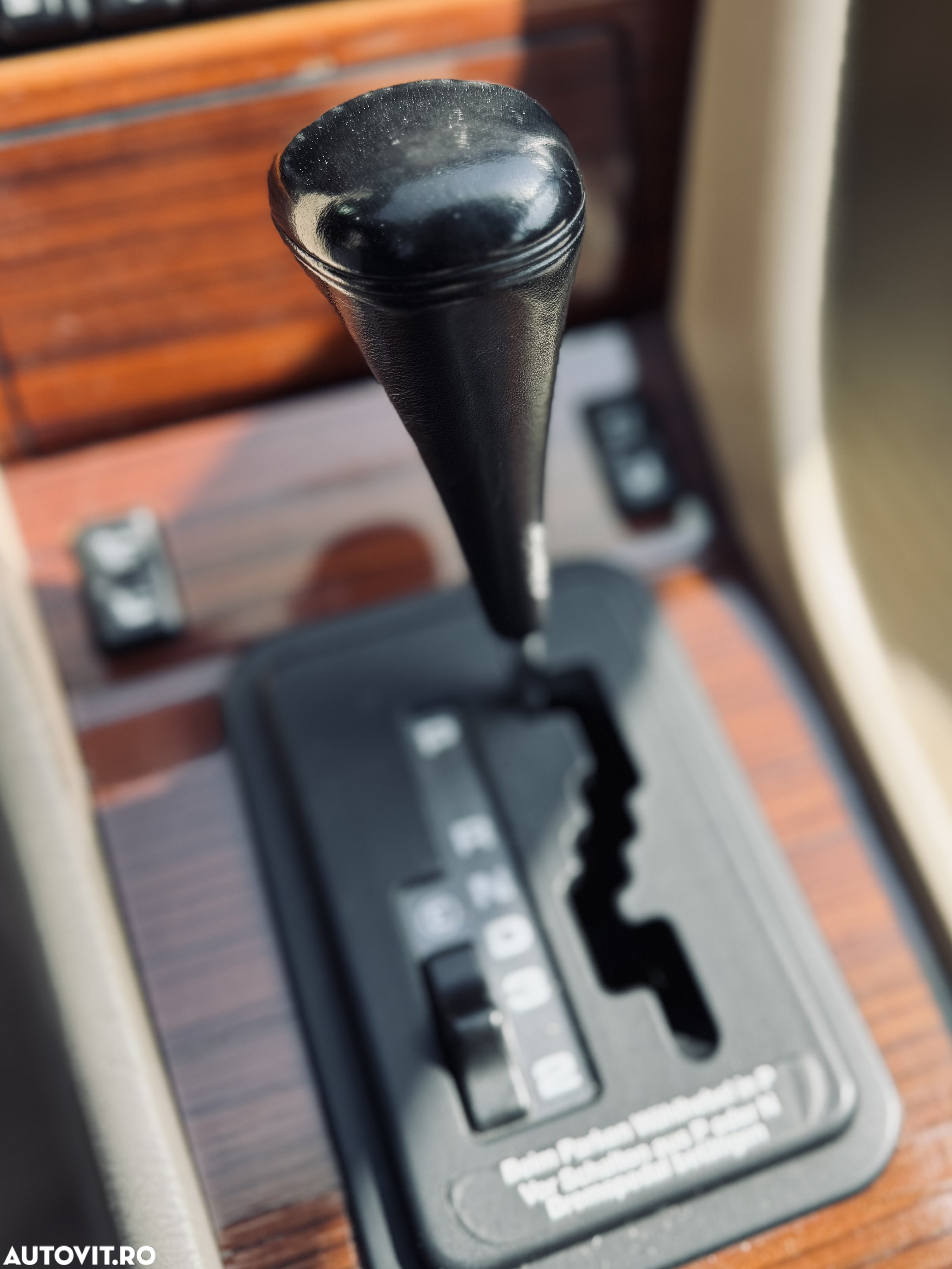 Mercedes-Benz E - 21