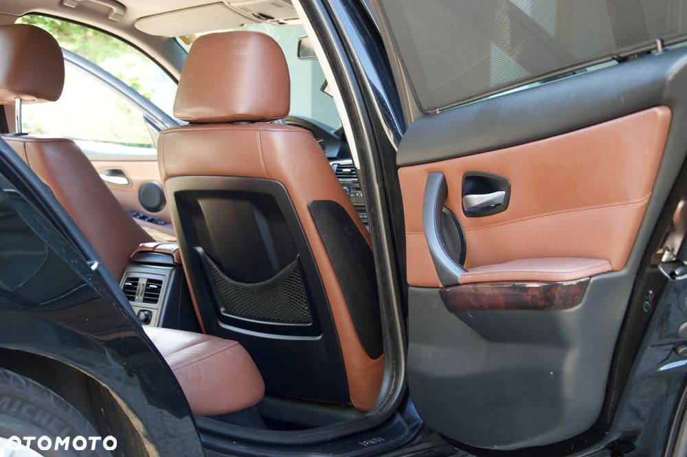 BMW Seria 3 - 23