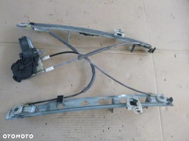 PODNOŚNIK SZYBY PRAWY PRZÓD PRAWY PRZEDNI RENAULT MEGANE II 02-08 - 17