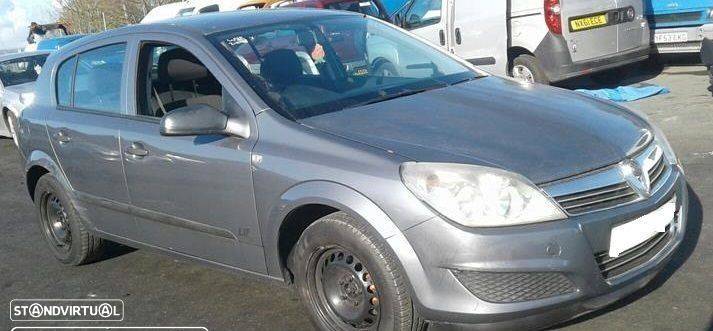 Opel Astra H 1.3 CDTI de 2007 disponível para peças MOTOR VENDIDO - 2