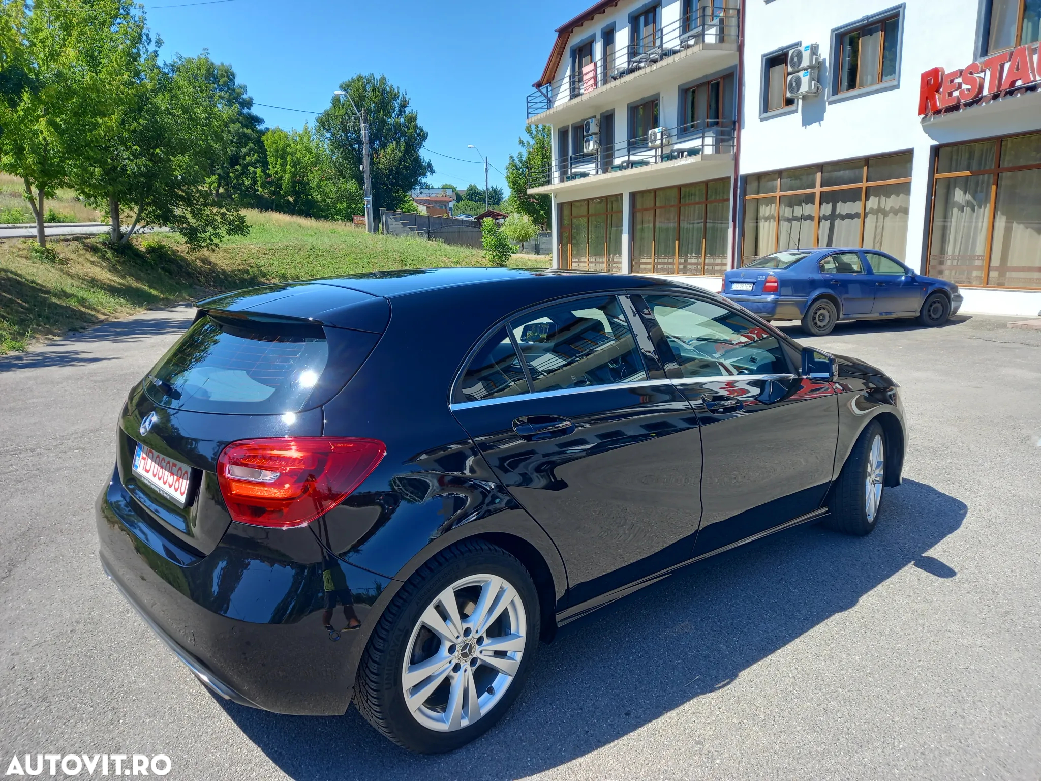 Mercedes-Benz A 180 (BlueEFFICIENCY) AMG Sport - 3