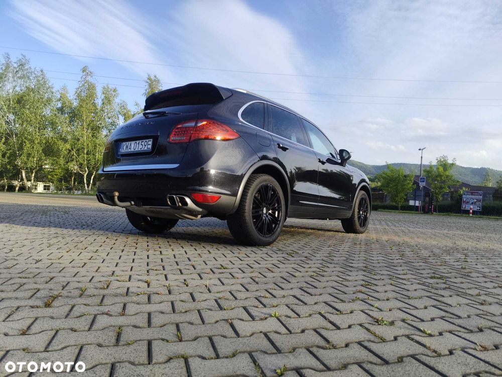 Porsche Cayenne - 3