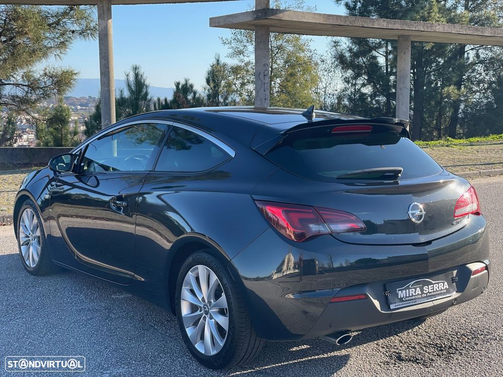 Opel Astra GTC 2.0 CDTi S/S - 12