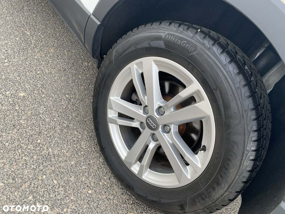 Audi Q3 2.0 TDI S tronic - 24