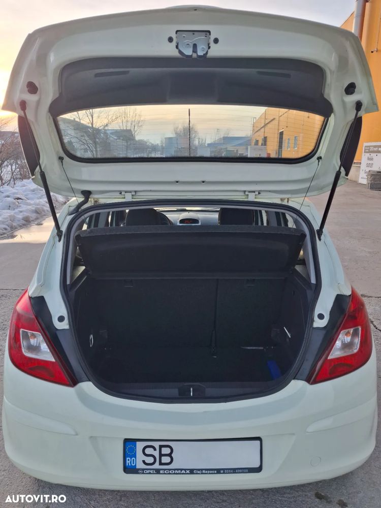 Opel Corsa 1.4 Enjoy - 8