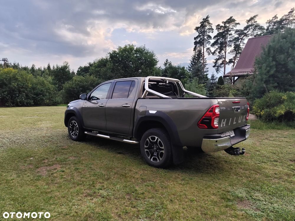 Toyota Hilux 2.8 D-4D Double Cab SR5 4x4 - 6