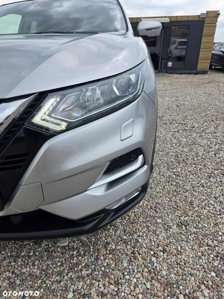 Nissan Qashqai 1.2 DIG-T Xtronic TEKNA+ - 6