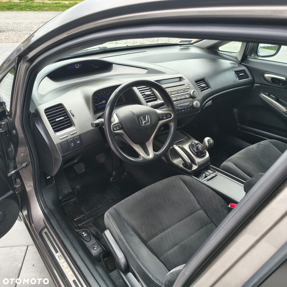 Honda Civic 1.8 Executive - 7