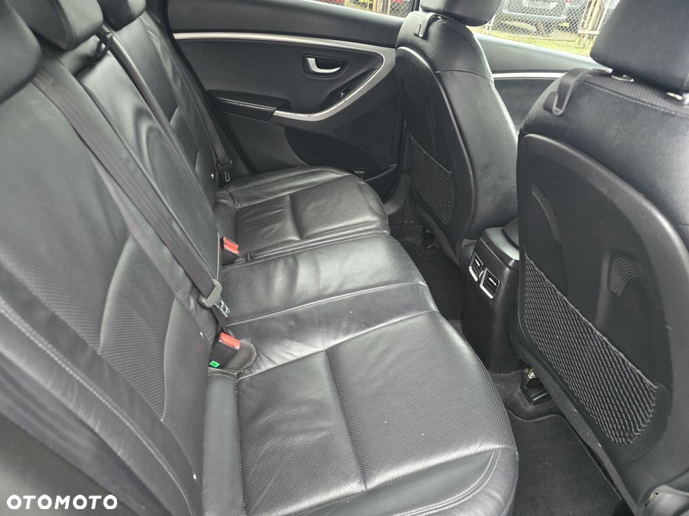 Hyundai i30 1.6 CRDI DCT Premium - 19