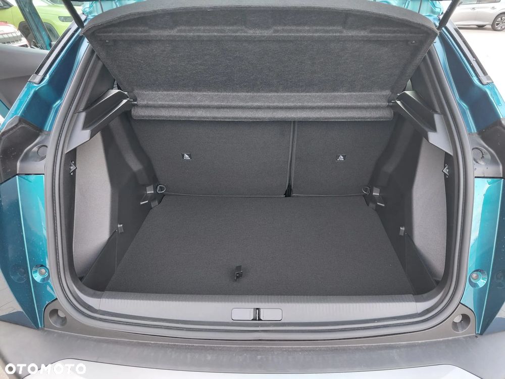 Peugeot 2008 1.2T Edition S&S - 23