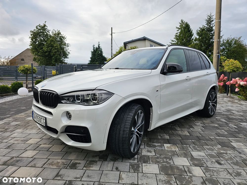 BMW X5 M M50d Sport-Aut - 2