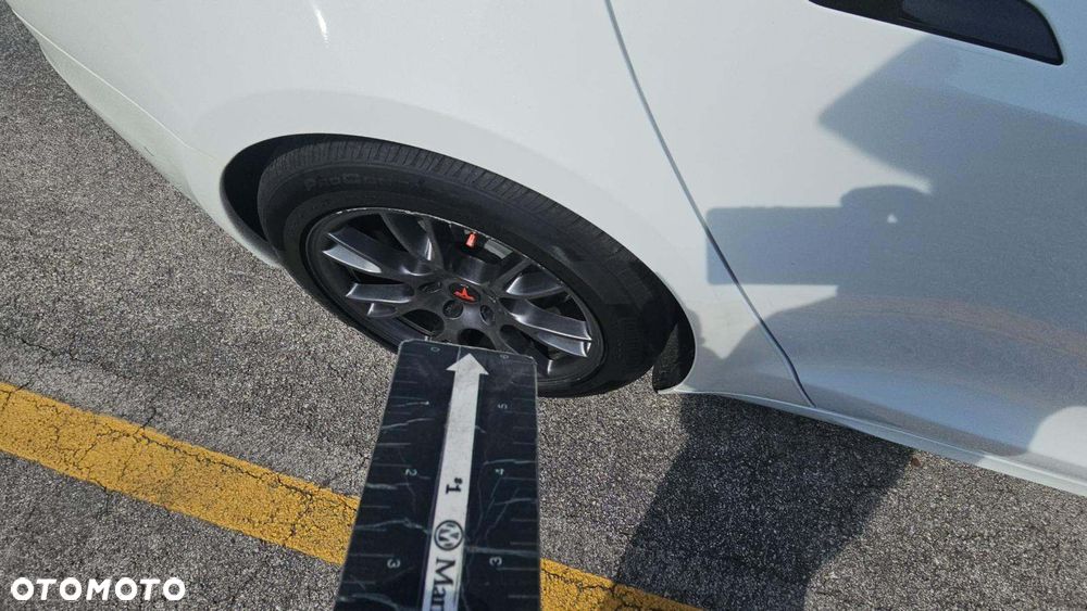 Tesla Model S AWD - 16