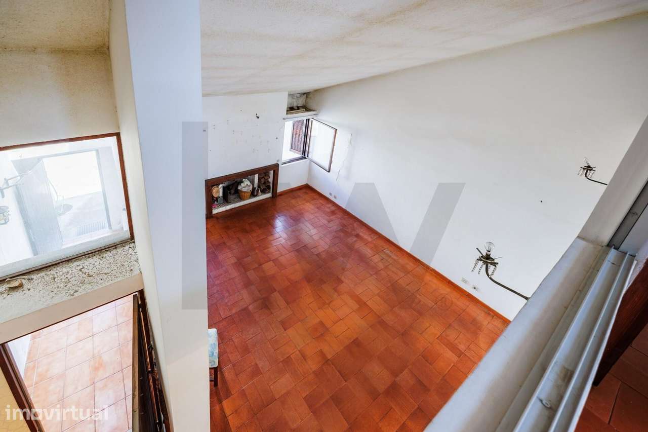 Moradia T3 com Excelente Potencial em Vila Nova de Santo André - Grande imagem: 3/52