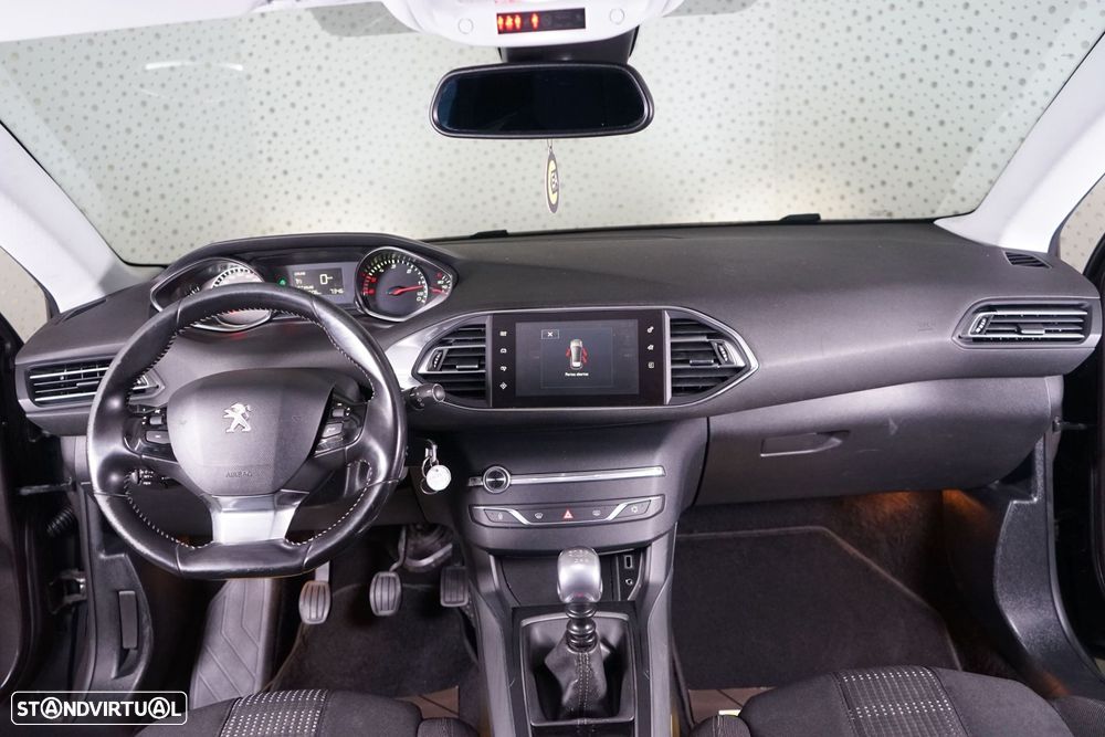 Peugeot 308 1.6 e-HDi Allure - 15