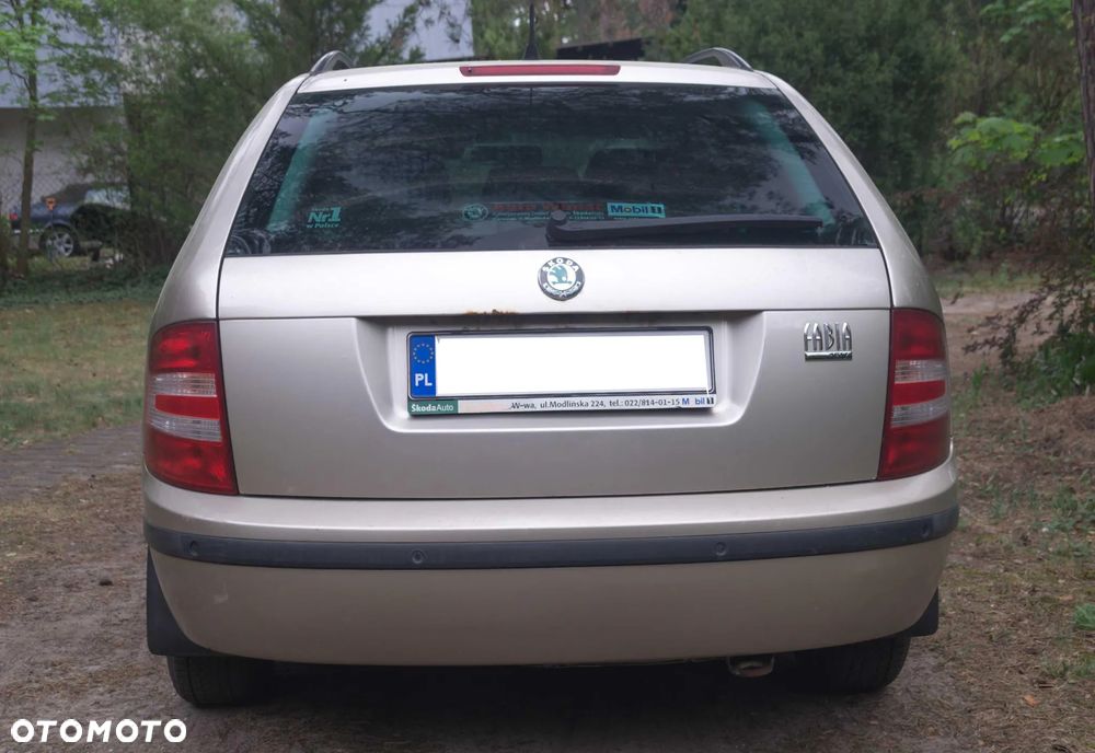 Skoda Fabia 1.4 16V Elegance - 4