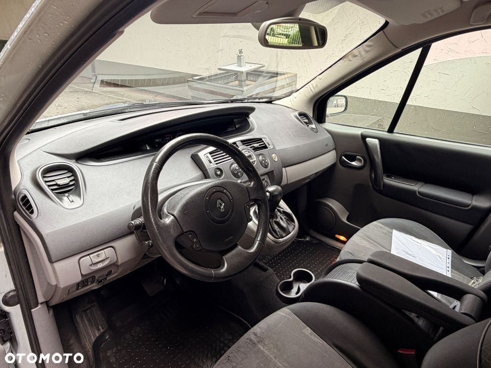 Renault Scenic - 15