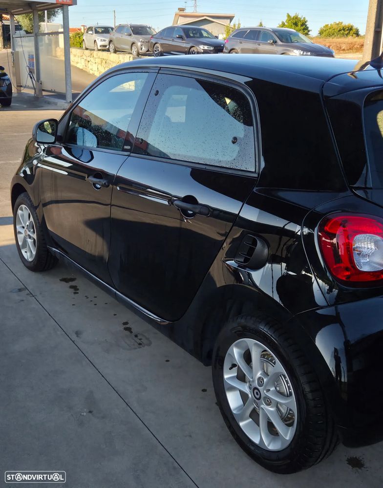 Smart Forfour 2019 photo 2