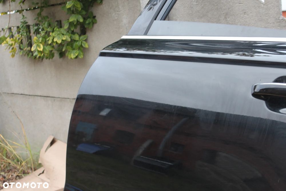 DRZWI TYLNE LEWE AUDI A6 C7 AVANT LY7G 2015 - 10