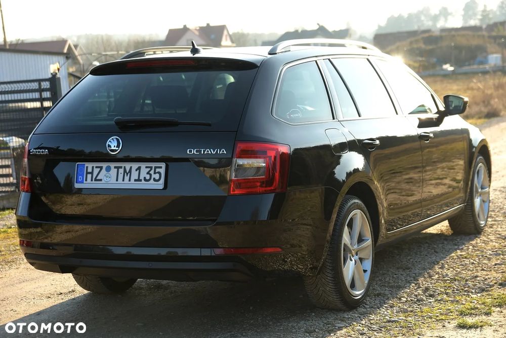 Skoda Octavia 2.0 TDI DSG Exclusive - 6