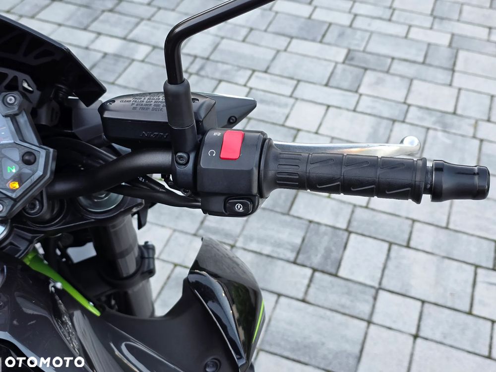 Kawasaki Z 900 - 17